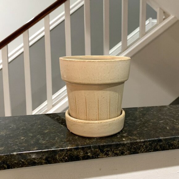 Hearth & Hand Magnolia Stoneware Heart Accent Planter Pot and Saucer NEW 2024 - Picture 3 of 4